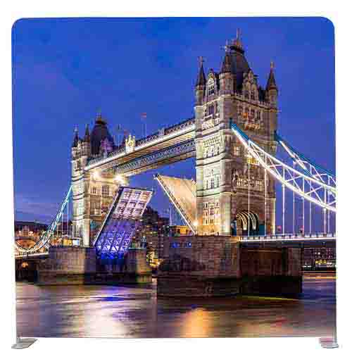 2.5 m Straight Stretch Fabric Display Wall at London exhibition, seamless tension fabric graphics