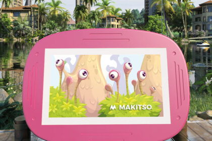 Sslab JR 32" Pink - 4K Digital Interactive Exhibition Display Stand